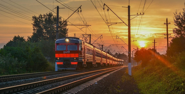 С 1 по 30 апреля 2024 г. проводится месячник «Уступи дорогу поездам!».
